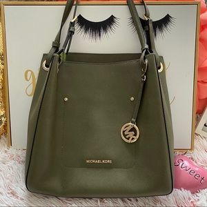 Michael Kors bag
